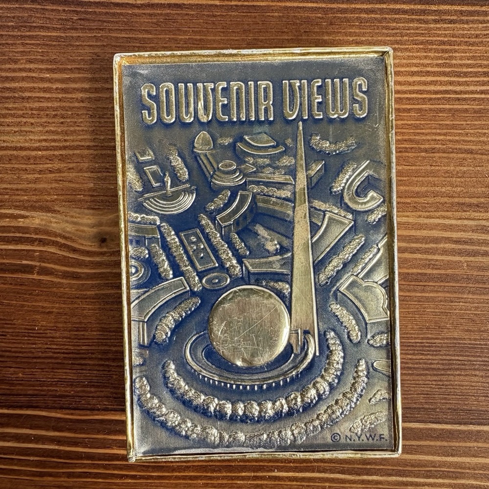1939 New York World's Fair Souvenir Views Playing Cards Sealed Deck Gold Box